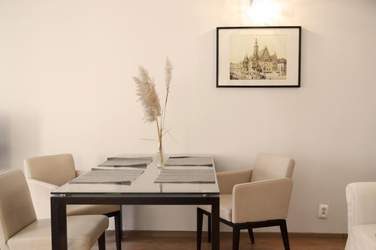 By The River And City Center - Comfortable Rooms Wroclaw Ngoại thất bức ảnh