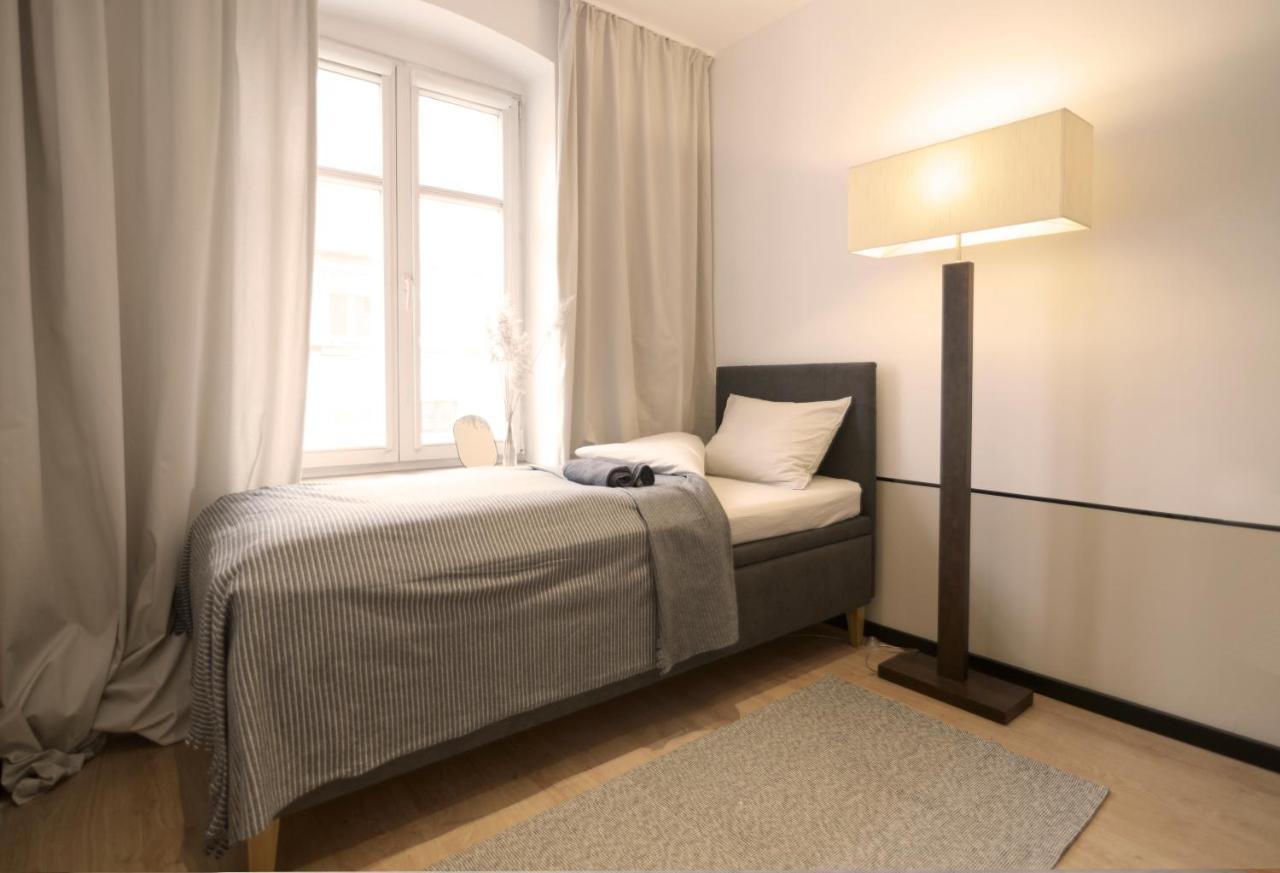 By The River And City Center - Comfortable Rooms Wroclaw Ngoại thất bức ảnh